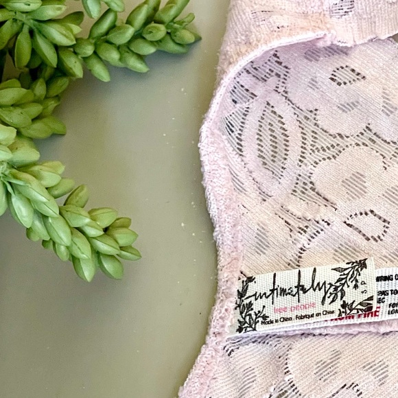FREE PEOPLE Intimately 🌸 Galloon Racerback Floral Lace Bralette, Ballet | S - Picture 10 of 15